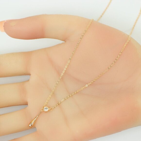 "Minimalist Rose Gold Plated Necklace with Crystal Drop, XPNL0148 - Picture 3 of 13